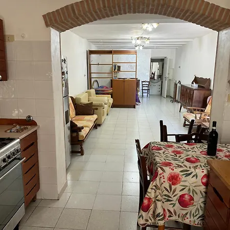 Dolce Rosy Mentana-roma Holiday home
